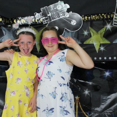 Year 6 Disco (31)